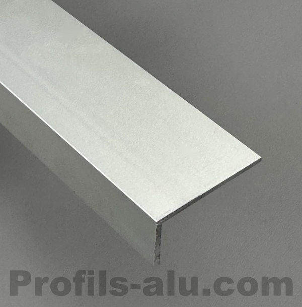 Profil U inégale en aluminium